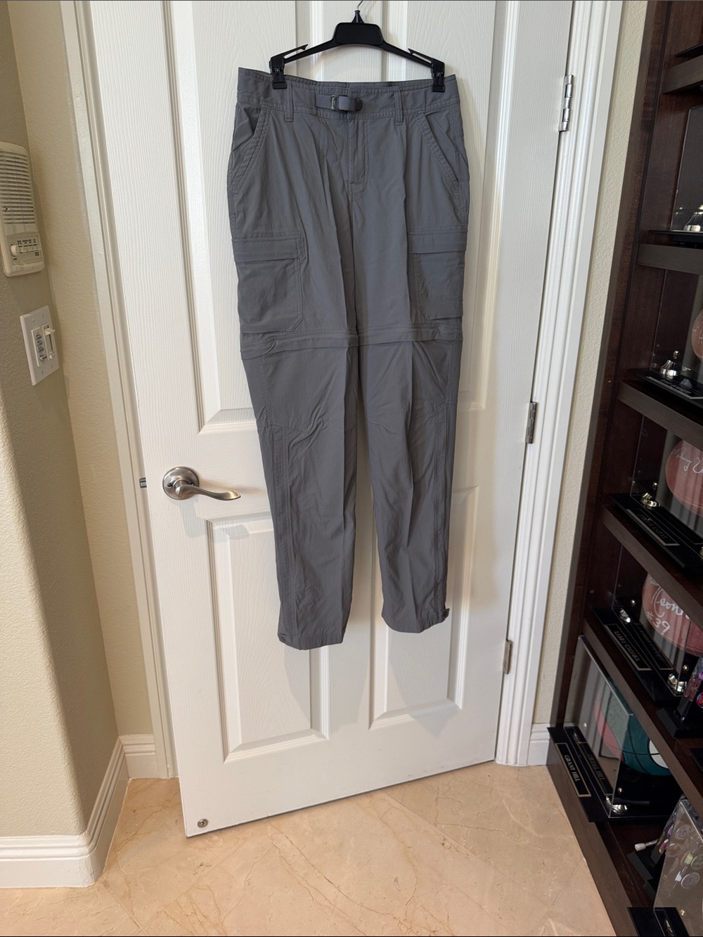 REI Women's Gray Convertible Cargo Joggers with Belt